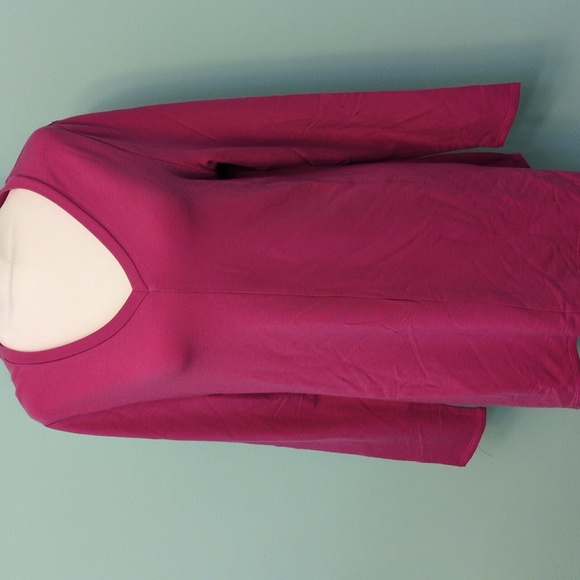New Chico's Super Soft Zenergy Fuschia long Sleeves - Picture 2 of 7